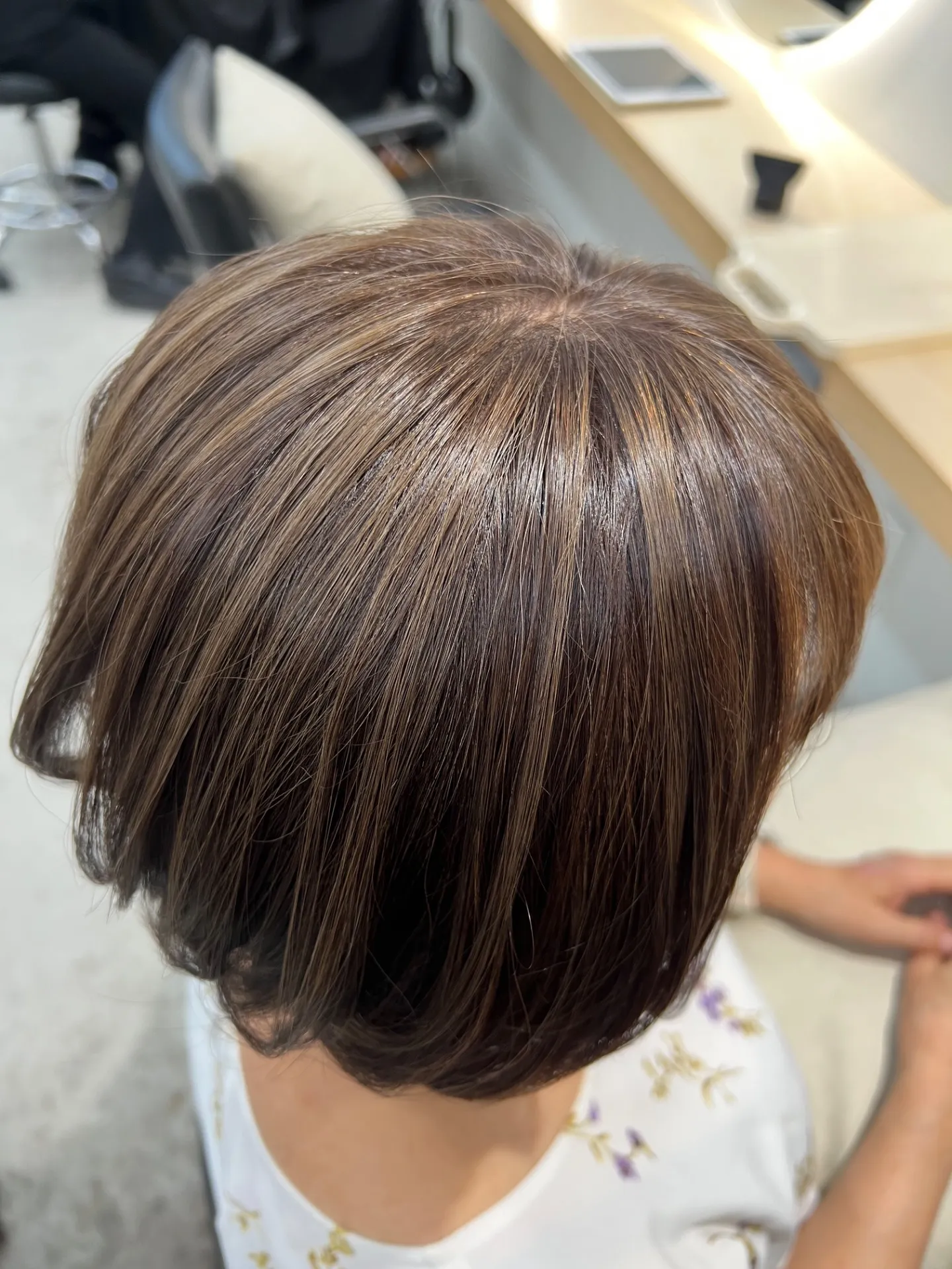 白髪ぼかしハイライトは艶が無くなる？