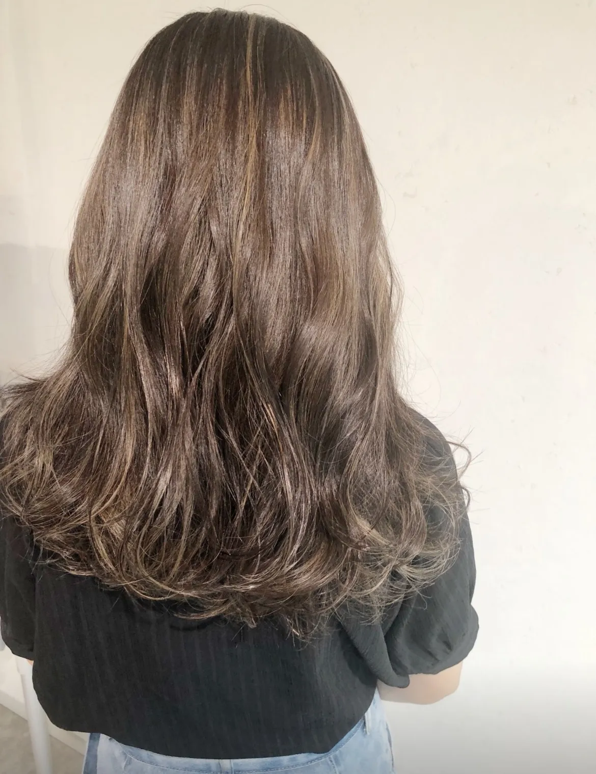 白髪ぼかしって派手になるの?