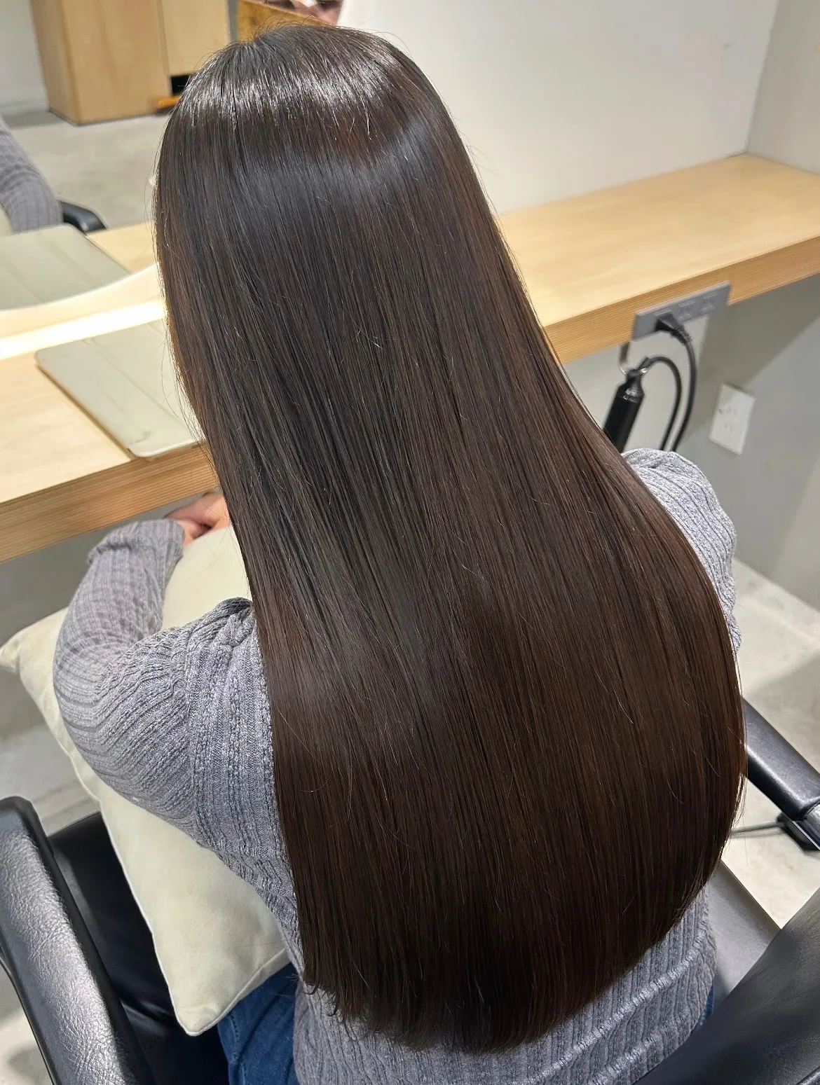 自然にまとまる縮毛矯正