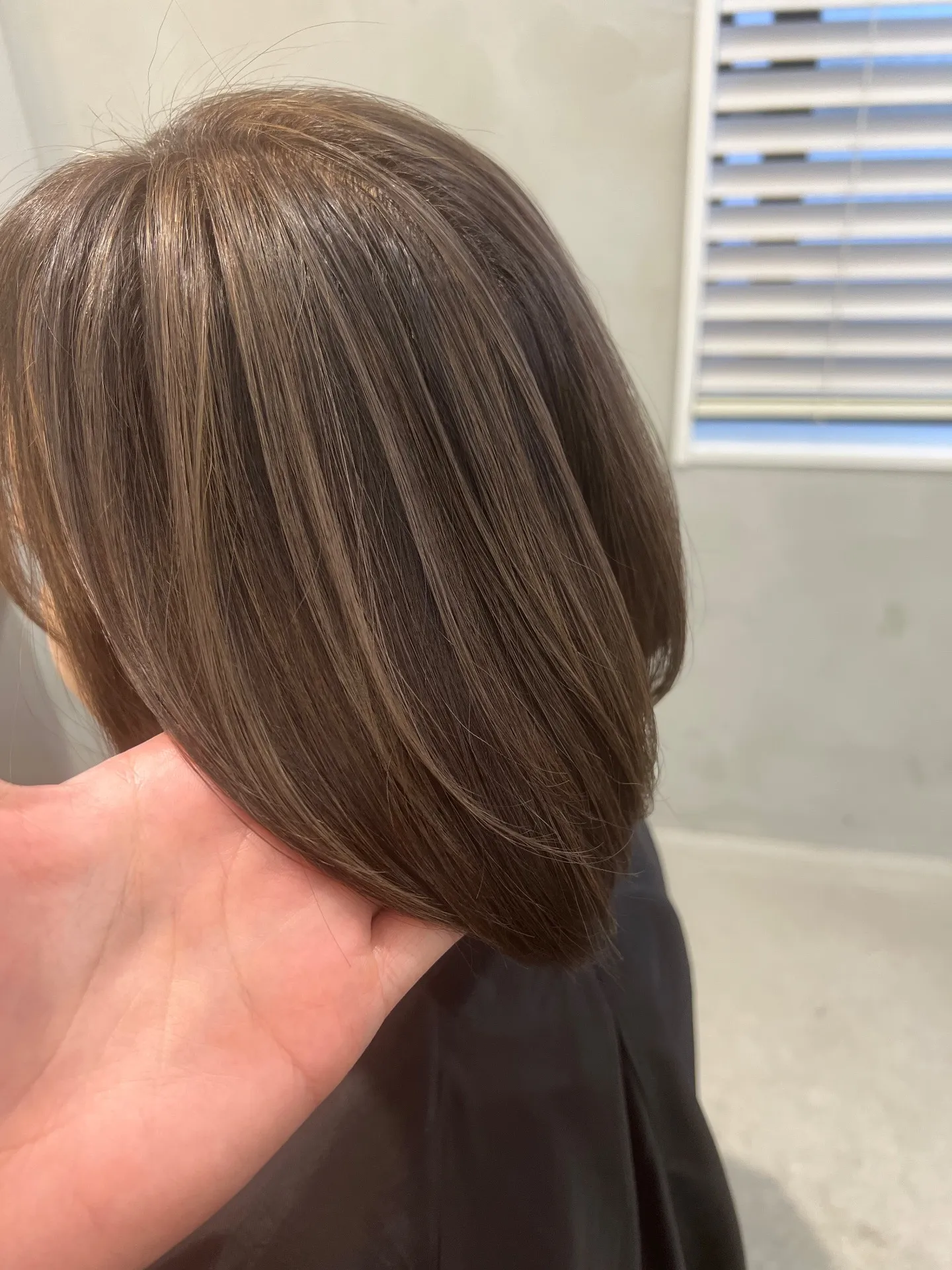 白髪ぼかしって派手になるの?