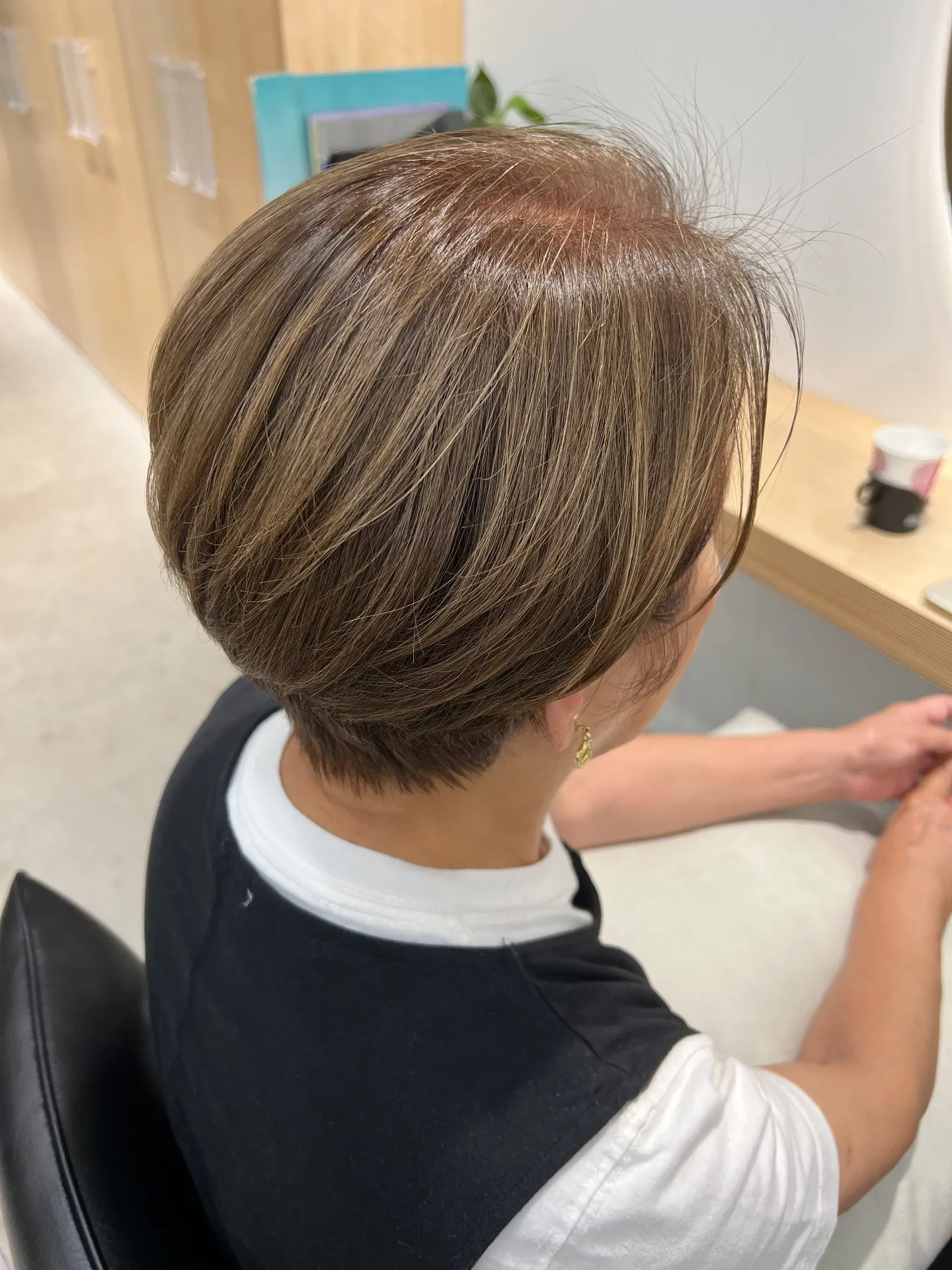 セルフカラーが将来の髪に与える意外な影響